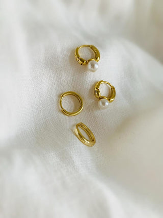 Simple Pearl Earrings 4 Piece set - Gifts For Friendship - Matching Earrings For Friends